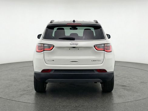 Used 2025 Jeep Compass Limited AWD/4WD image 7