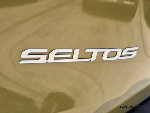 Certified 2024 Kia Seltos S FWD image 14