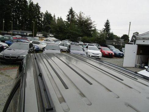 Used 1999 Ford Expedition XLT image 26