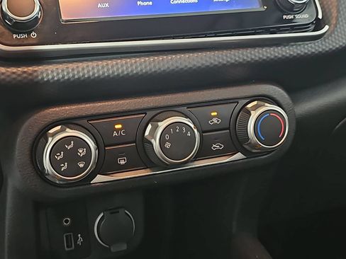 Certified 2023 Nissan Kicks S FWD image 22