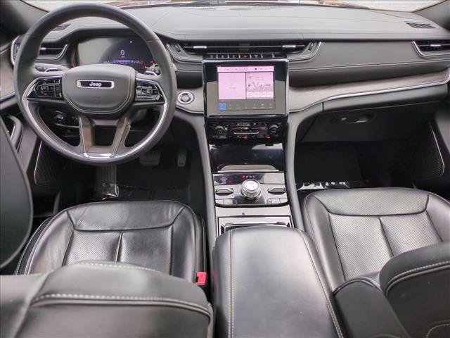 Used 2022 Jeep Grand Cherokee Overland AWD/4WD image 19