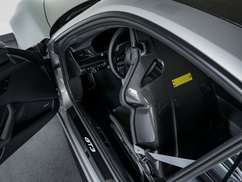 Certified 2026 Porsche 911 GT3 image 15