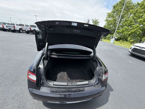 Used 2020 Lincoln Continental Reserve AWD/4WD image 30