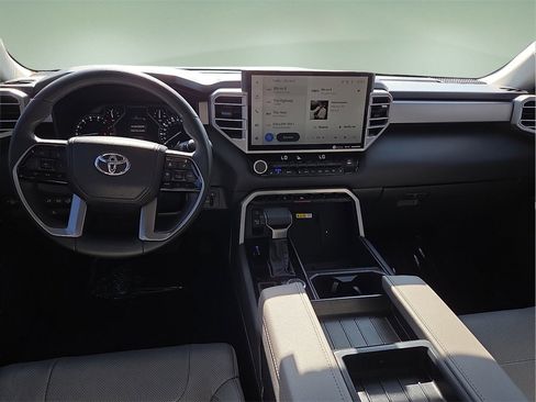 Used 2023 Toyota Tundra Limited image 11