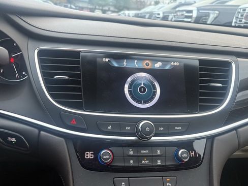 Used 2017 Buick LaCrosse Preferred image 27