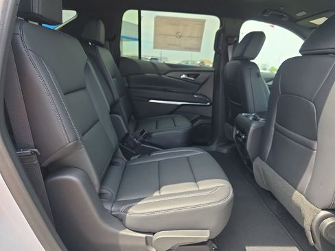 New 2026 Chevrolet Traverse LT w/ Midnight/Sport Edition FWD image 15