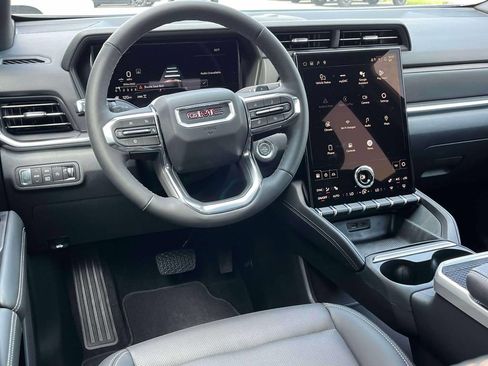 New 2026 GMC Terrain Elevation w/ Elevation Premium Package AWD/4WD image 12