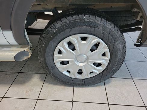 Used 2024 Ford Transit 250 Low Roof w/ Exterior Upgrade Package image 52