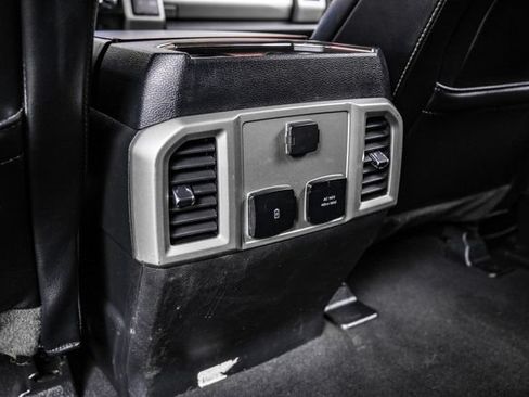 Used 2020 Ford F350 Lariat w/ Lariat Value Package AWD/4WD image 38
