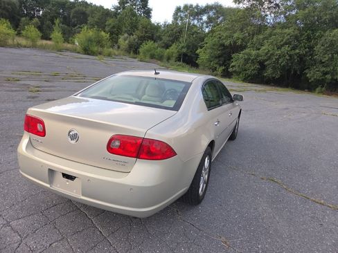 Used 2008 Buick Lucerne CXL w/ Driver Confidence Package FWD image 5