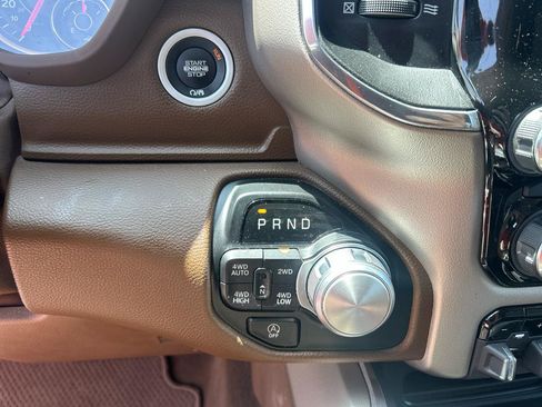 Used 2021 RAM 1500 Laramie AWD/4WD image 17
