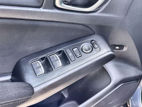 Used 2022 Honda Civic Sport image 30