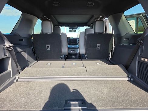 New 2025 Ford Expedition Tremor image 32