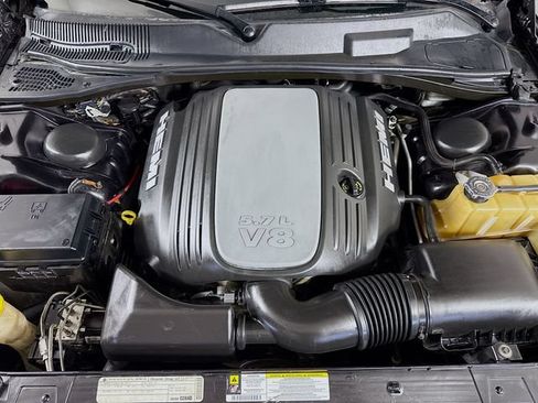 Used 2010 Dodge Challenger R/T RWD image 26