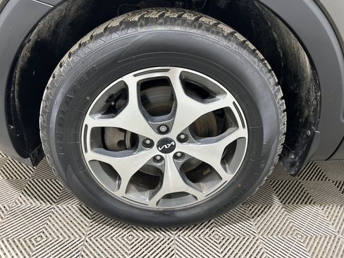 Used 2022 Kia Telluride EX AWD/4WD image 5