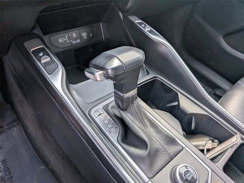 Used 2024 Kia Sorento S image 19