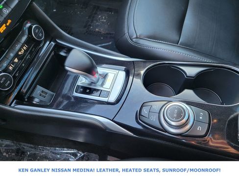 Used 2018 INFINITI QX30 Premium w/ Cargo Package image 27