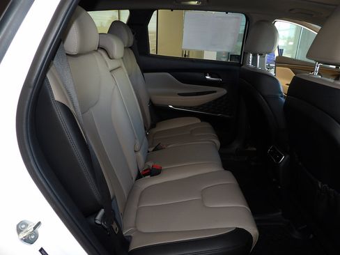 Used 2023 Hyundai Santa Fe SEL w/ Premium Package AWD/4WD image 18