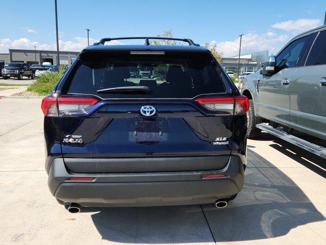 Used 2022 Toyota RAV4 XLE Premium AWD/4WD image 3