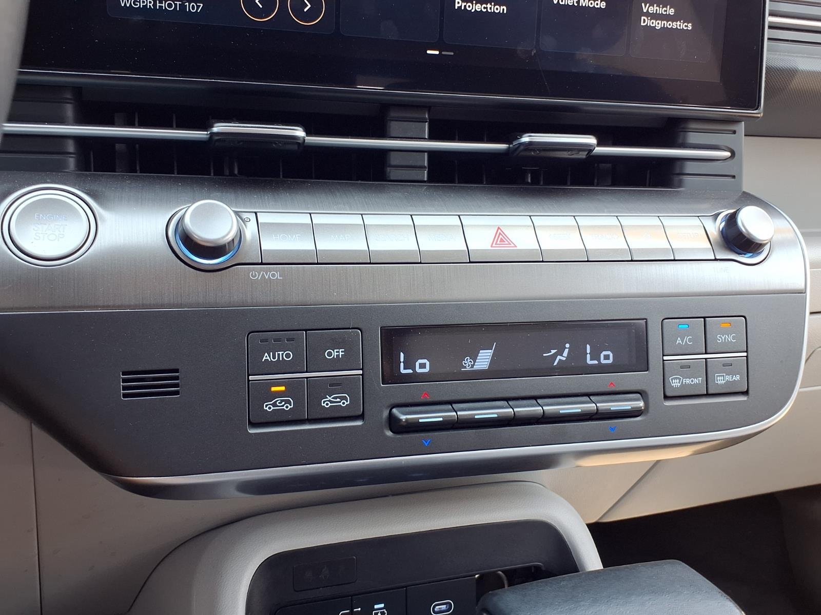 Used 2025 Hyundai Kona SEL AWD/4WD image 11