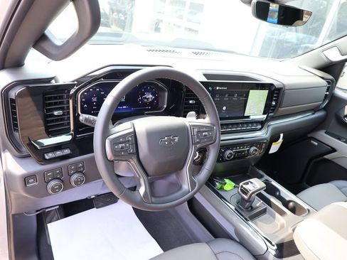 New 2026 Chevrolet Silverado 1500 ZR2 w/ LPO, Dark Essentials Package AWD/4WD image 25