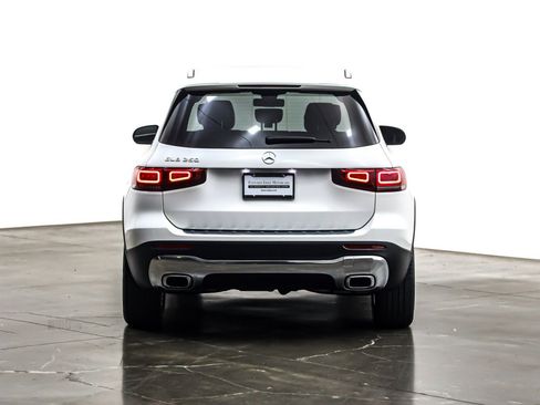 Used 2023 Mercedes-Benz GLB 250 GLB 250 SUV image 5