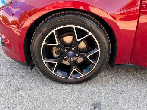 Used 2014 Ford Focus SE w/ Equipment Group 201A FWD image 26