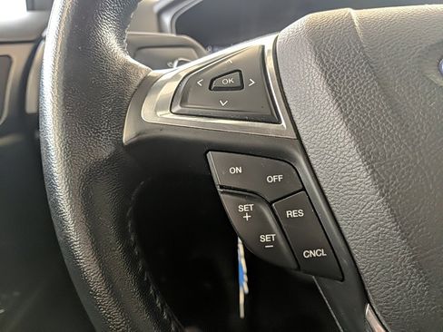 Used 2018 Ford Fusion SE w/ Equipment Group 201A image 13