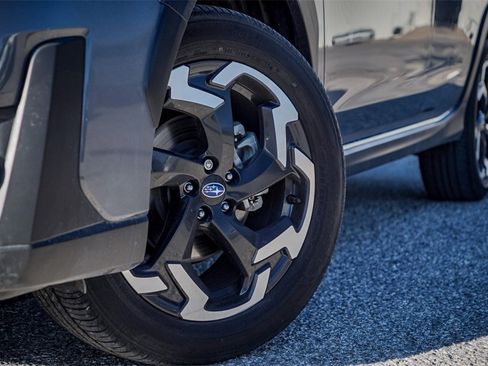 Used 2023 Subaru Crosstrek 2.5i Limited image 2