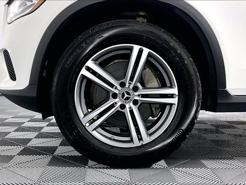 Used 2020 Mercedes-Benz GLC 300 4MATIC image 8