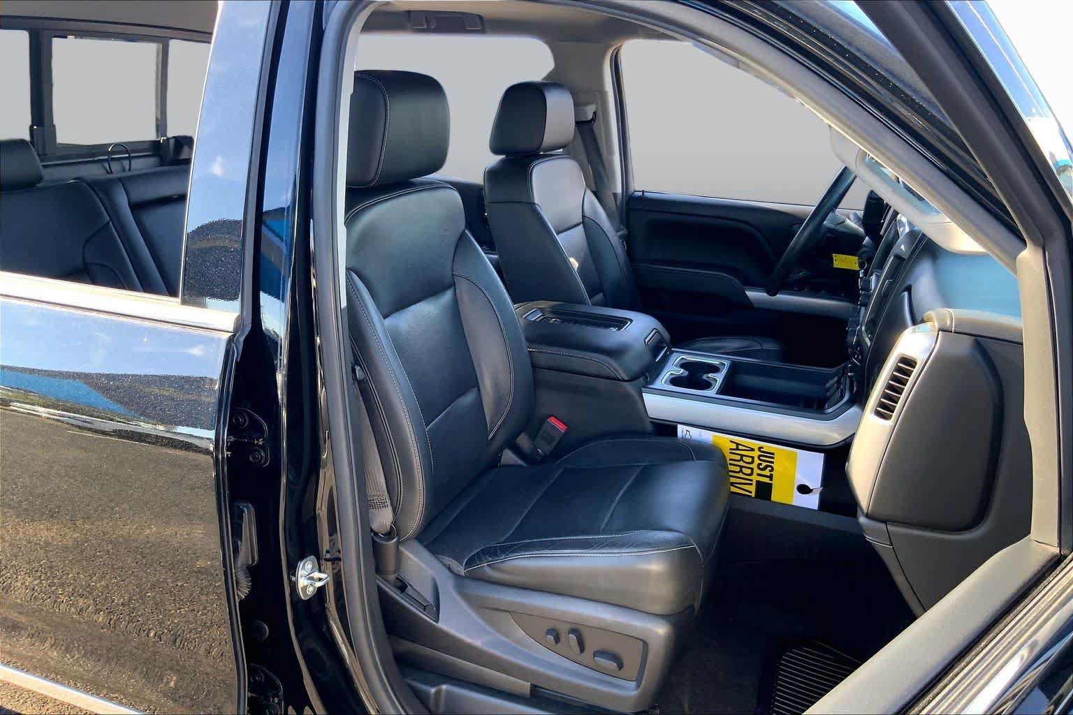 Used 2018 Chevrolet Silverado 1500 LTZ Z71 AWD/4WD image 9
