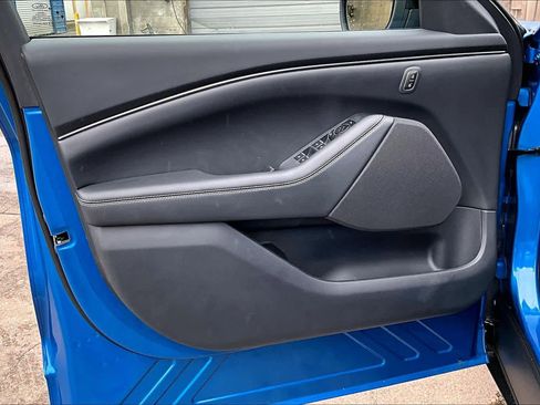 Certified 2025 Ford Mustang Mach-E Select w/ Interior Protection Package image 21