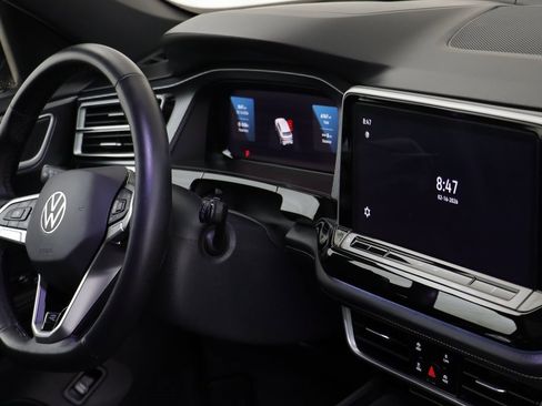 Used 2025 Volkswagen Atlas Cross Sport SEL Premium R-Line image 21