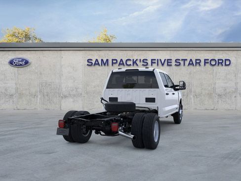 New 2025 Ford F350 XL w/ XL Chrome Package image 8
