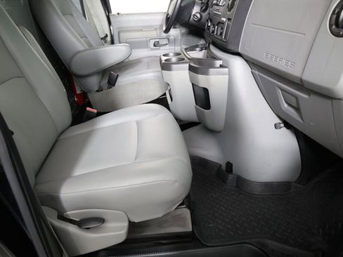 Used 2014 Ford E-150 and Econoline 150 w/ Power Group image 20