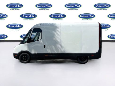 Used 2024 Rivian Delivery 500 FWD image 4