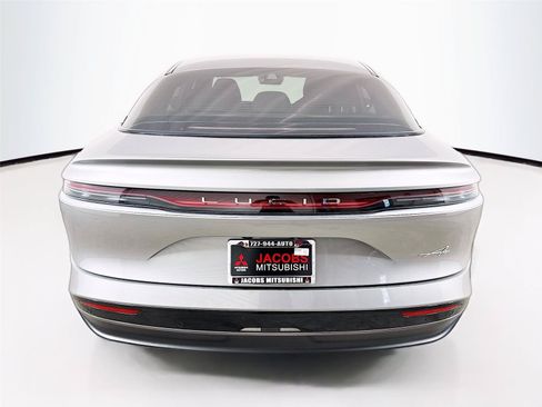 Used 2025 Lucid Air Pure RWD image 3