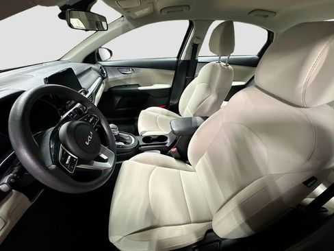 Used 2023 Kia Forte LXS w/ LXS Technology Package image 20