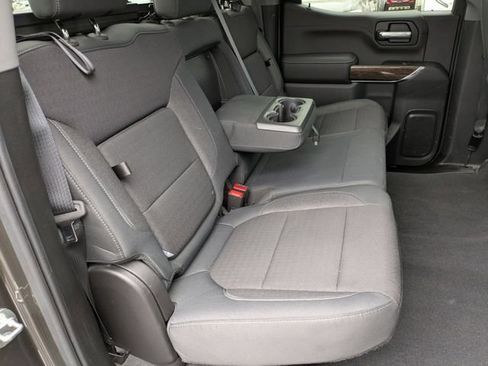 Used 2019 GMC Sierra 1500 SLE w/ Preferred Package AWD/4WD image 32