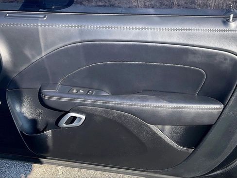 Used 2022 Dodge Challenger R/T Scat Pack w/ Dynamics Package image 22