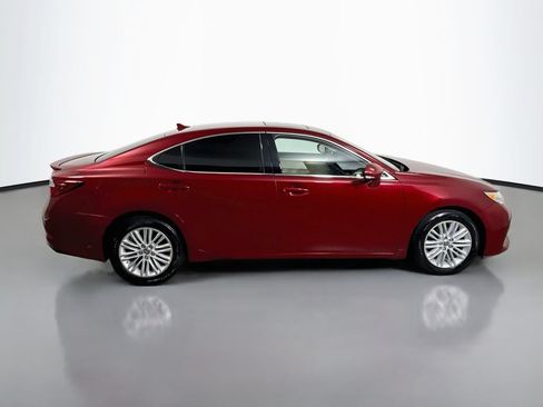 Used 2014 Lexus ES 350 w/ Luxury Package FWD image 8