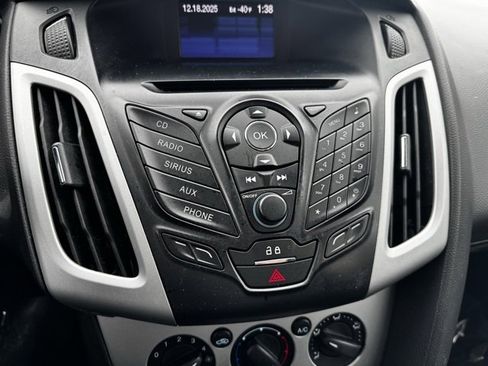 Used 2013 Ford Focus SE image 9