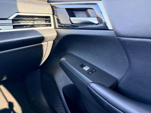 Used 2024 Mitsubishi Outlander SE image 26