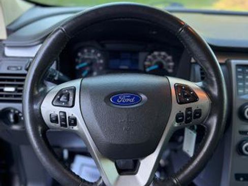 Used 2016 Ford Flex SE FWD image 19