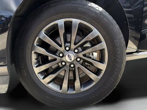 Used 2021 Ford Expedition Max Limited AWD/4WD image 38