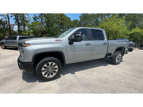 Certified 2025 Chevrolet Silverado 2500 Custom w/ Custom Value Package AWD/4WD image 5
