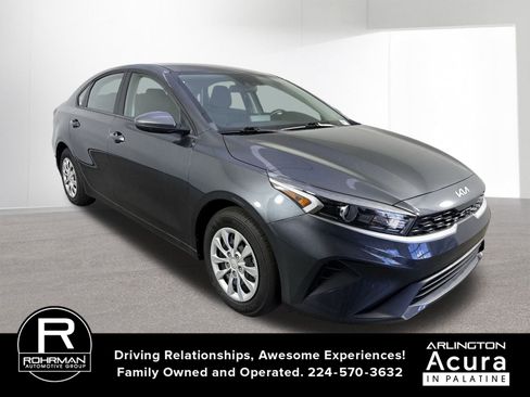 Used 2024 Kia Forte LX image 3