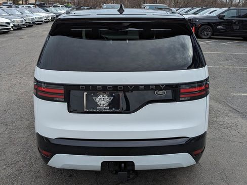 Used 2023 Land Rover Discovery S R-Dynamic image 8