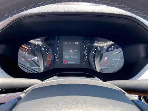 Used 2022 Jeep Compass Latitude FWD image 25