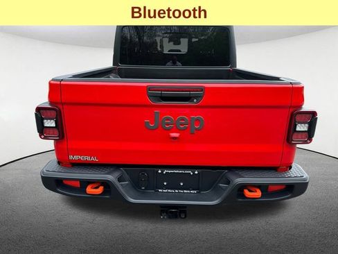 Used 2026 Jeep Gladiator Mojave AWD/4WD image 9